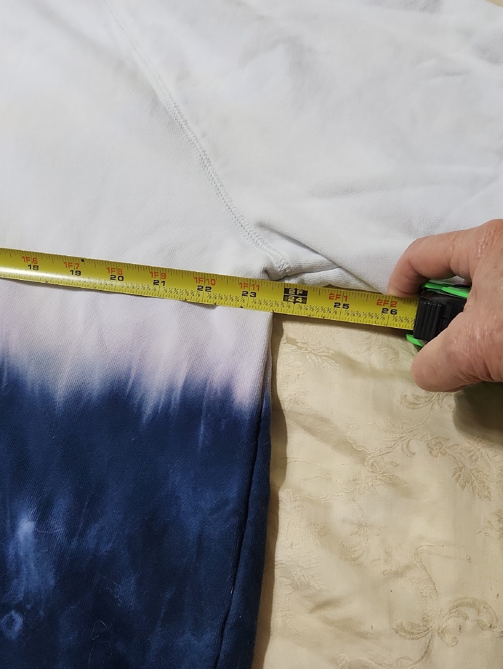 Old Navy White and Blue Tie-Dye Hoodie - Picture 7 of 8